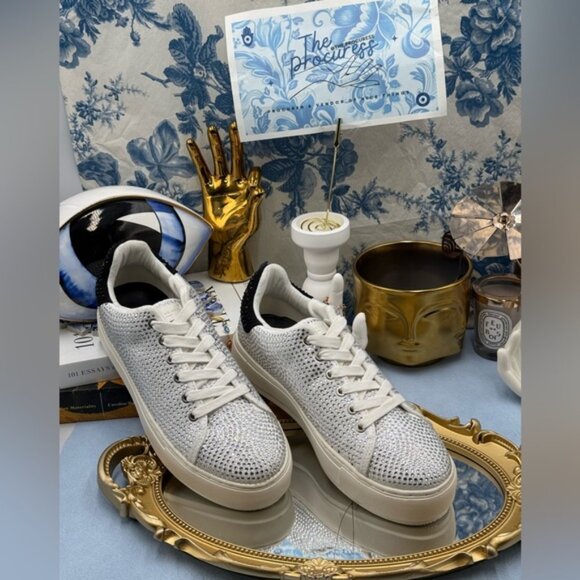 🆕 KURT GEIGER LONDON 🧿 NWOT Laney Silver Crystal Low Top Sneaker, Sz 39 US 8.5 - Picture 2 of 16